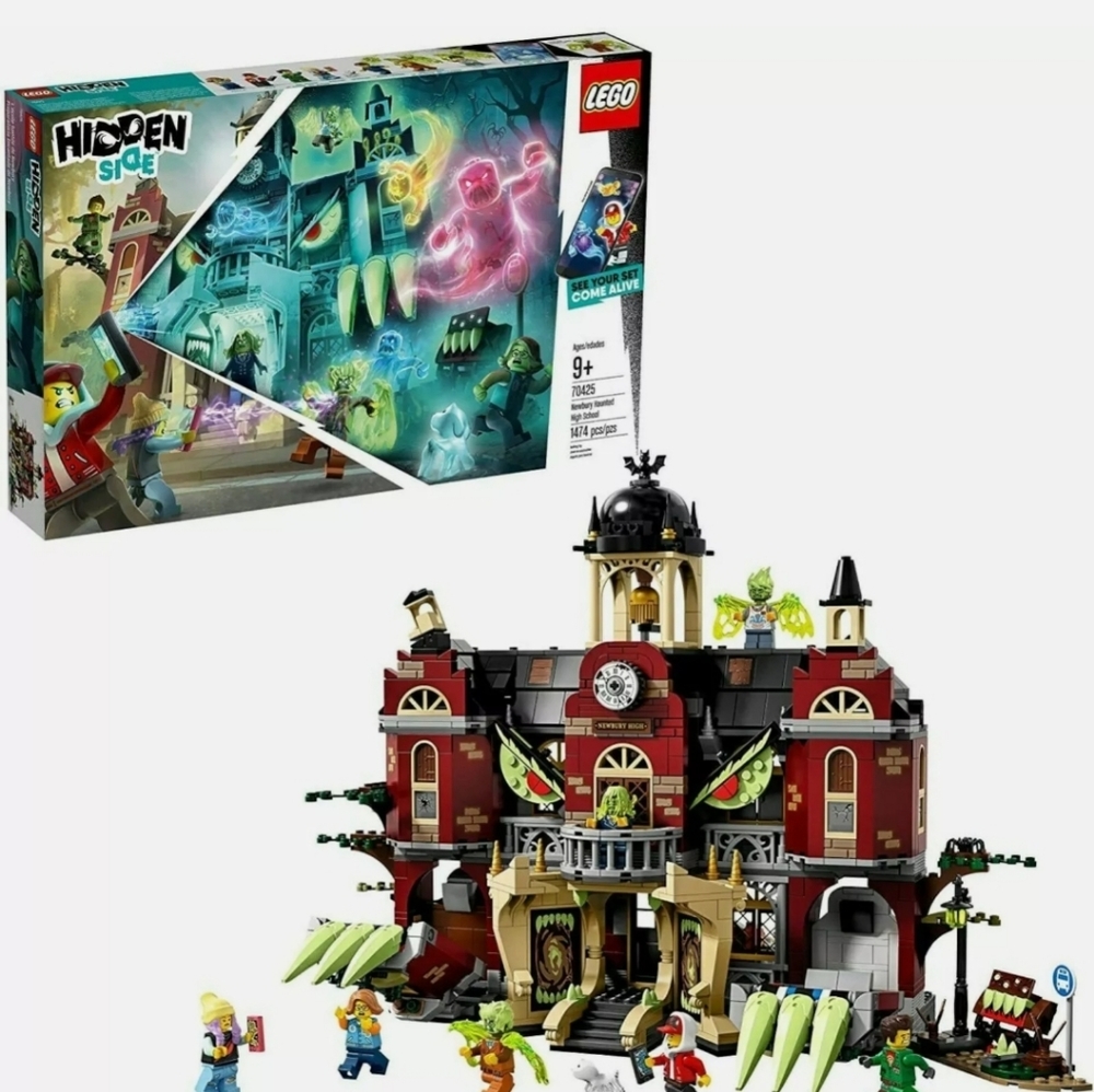 LEGO Newbury Haunted High School Hidden Side (70425).